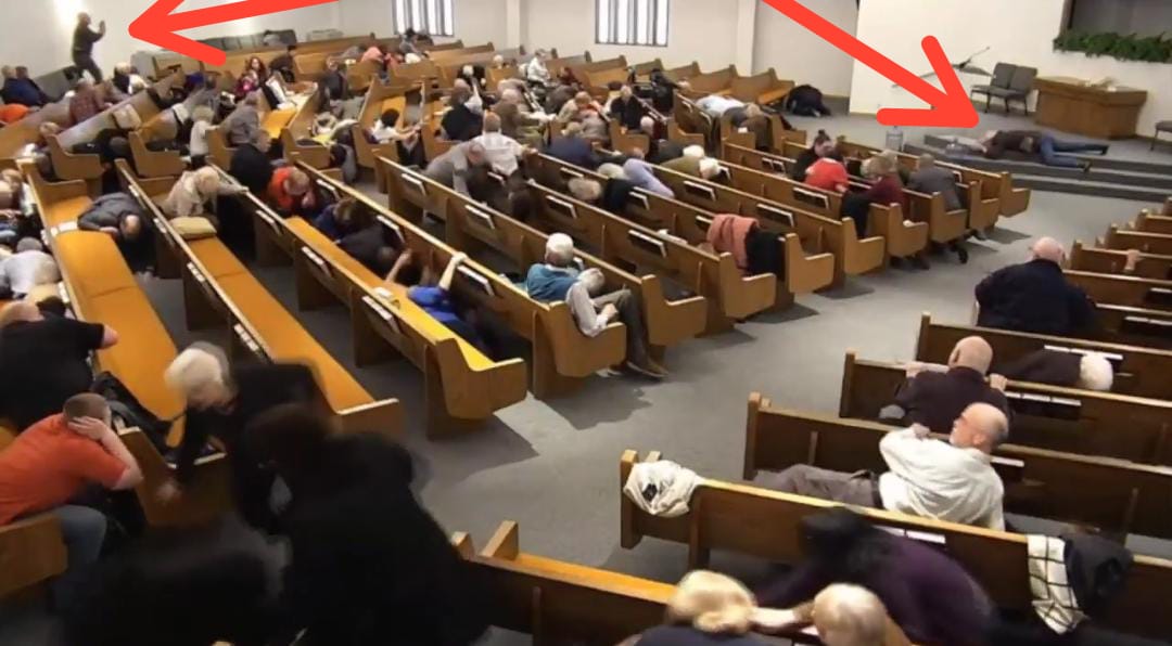 Pendeta Tewas Tertembak Dihadapan Umat Saat Misa di Gereja AS, Disiarkan Langsung