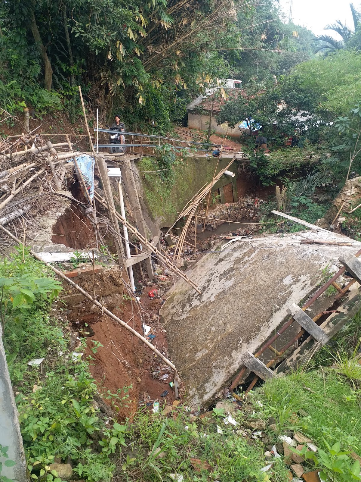 Jembatan Putus Total Terisolasi, Pemda Bogor, DPRD F-PKS Sudah Sidak Hingga Kini Realisasi Nihil 