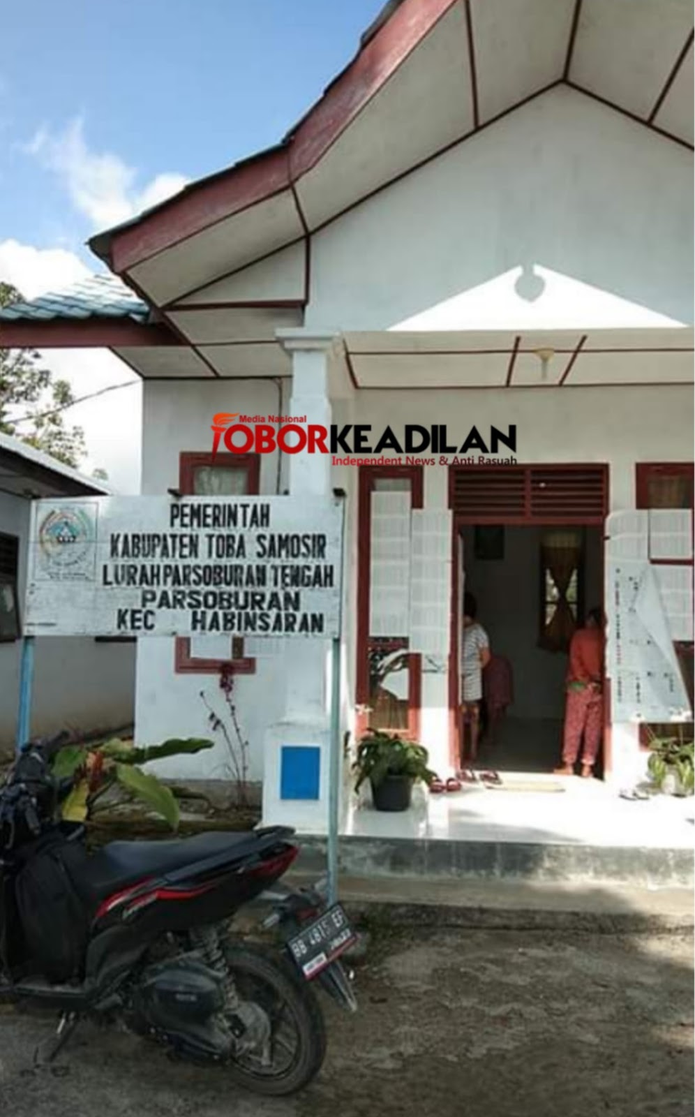 Dapil Trimedia Panjaitan Amburadul, Kelurahan Parsoburan Tengah Cuma Ada 2 Pegawai