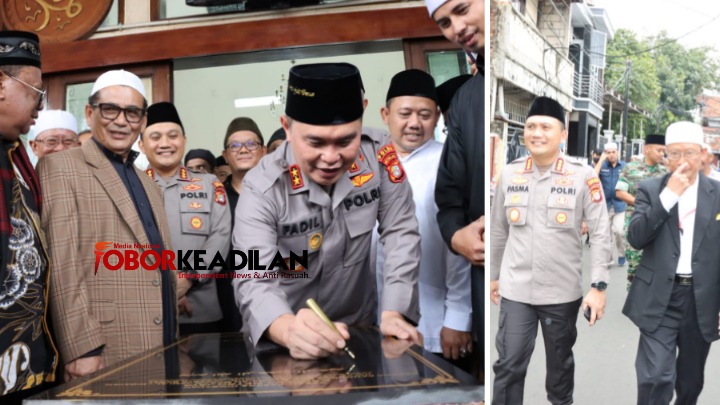 Kapolda MJ Shalat Jum'at Berjamaah Di Masjid Jami Al Hidayah Saat Kunker di Cengkareng Jakarta Barat 