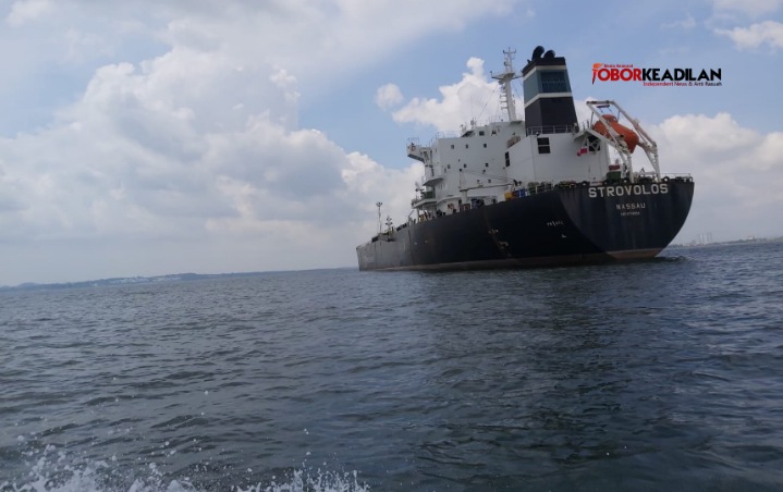 Mako Lanal Batam: Langgar Teritorial Negara, KRI Jhon Lie - 358 Tangkap Kapal Asing 