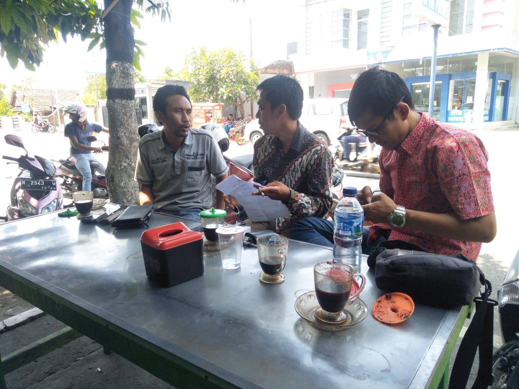 Para ketua LSM Pasuruan Raya Soroti Pengembangan Kasus Bondet Petani Desa Cengkrong Kecamatan Pasrepan Oleh Kepolisian