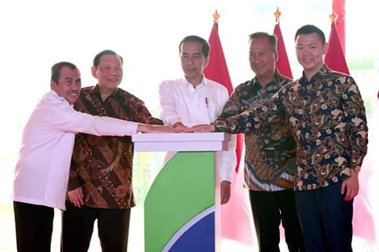 Presiden Jokowi Resmikan Pabrik Rayon Dan Benang Terbesar Se Indonesia Di Provinsi Riau.