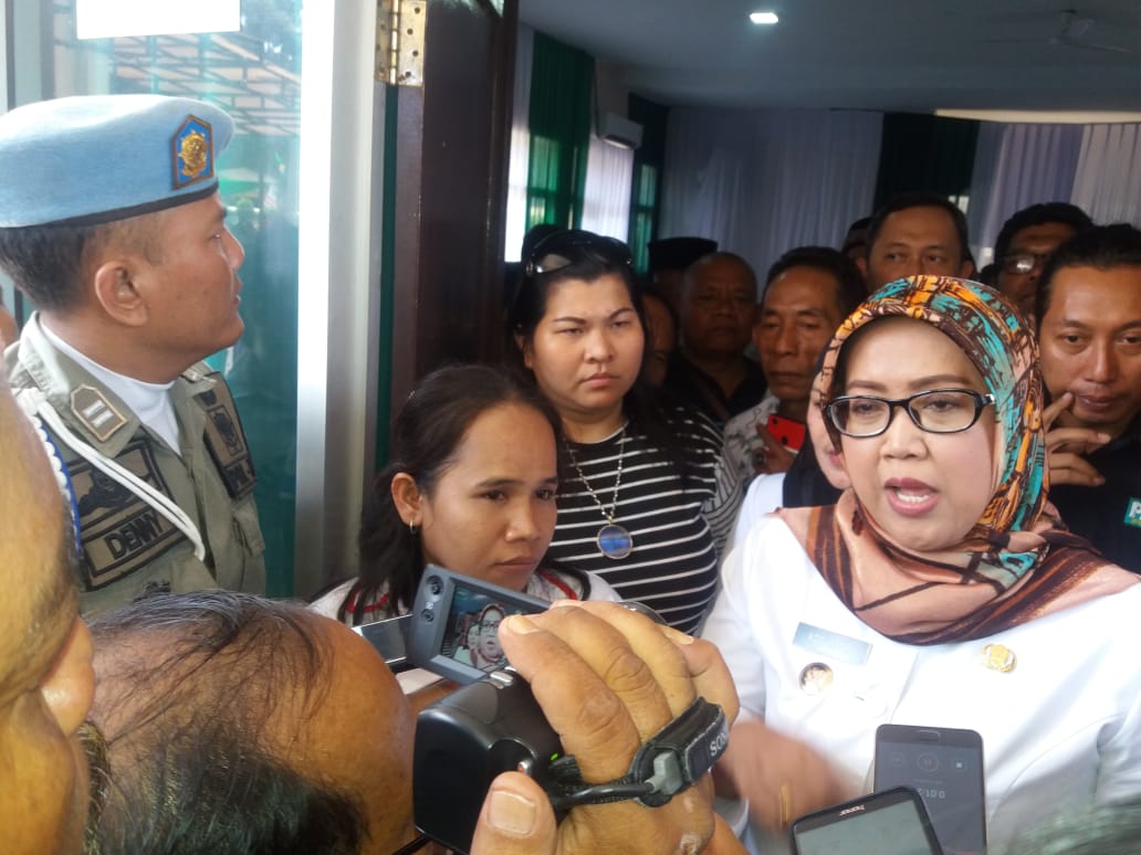 Bupati Kab. Bogor Menjanjikan 1 Miliar Untuk Tiap Desa Dalam Pembangunan Infrastruktur Jalan Desa 