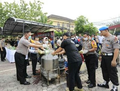 Kapoldasu Irjen Pol Paulus Waterpauw Pimpin Langsung  Pemusnahan Narkoba