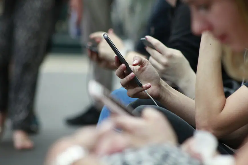 Ledakan Konflik Digital Asia Tenggara: Netizen Korea dan Komunitas Regional Terlibat Pertempuran Narasi di Media Sosial