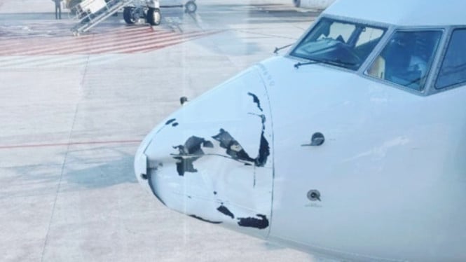Pesawat Garuda Indonesia GA-176 Alami Kerusakan Struktural di Hidung Pesawat Setelah Mendarat di Pekanbaru