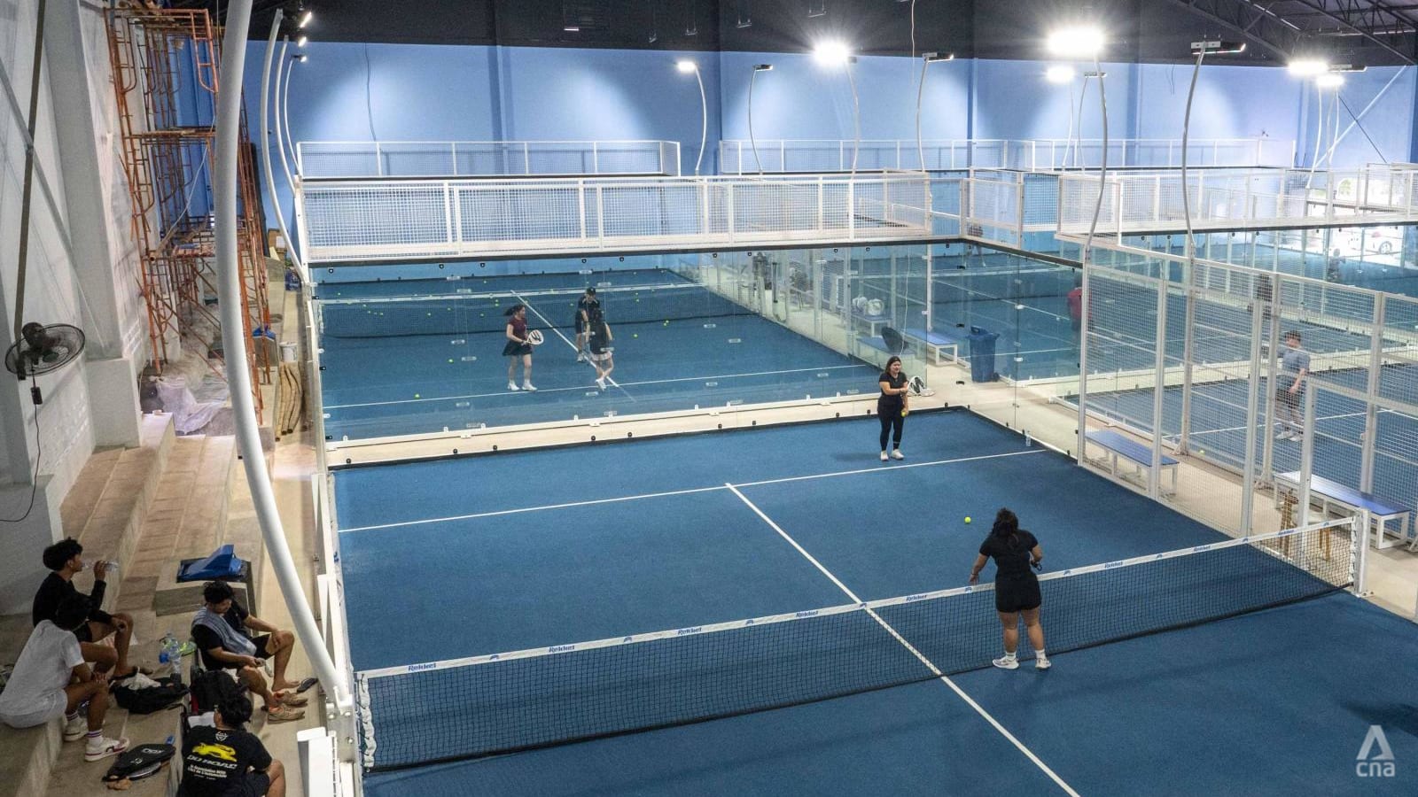 Hampir Setengah Lapangan Padel Jakarta Beroperasi Ilegal, Dinsos Ketatkan Pengawasan
