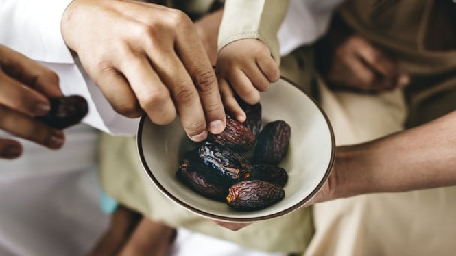 Kurma: Makanan Berkhasiat untuk Mempertahankan Stamina dan Kesehatan Selama Berpuasa Ramadan
