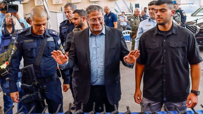 Kebijakan Senjata Israel Meluas: Ben-Gvir Berikan Izin Persenjataan ke Seluruh Kawasan Yahudi Yerusalem