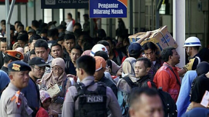 Arus Mudik Mencapai Puncaknya, KAI Catat Lonjakan Penumpang Drastis Menjelang Perayaan Lebaran