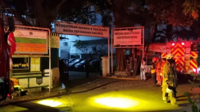 Dinas Gulkarmat Jakarta Selatan Berhasil Padamkan Api di Mampang, Warga Selamat