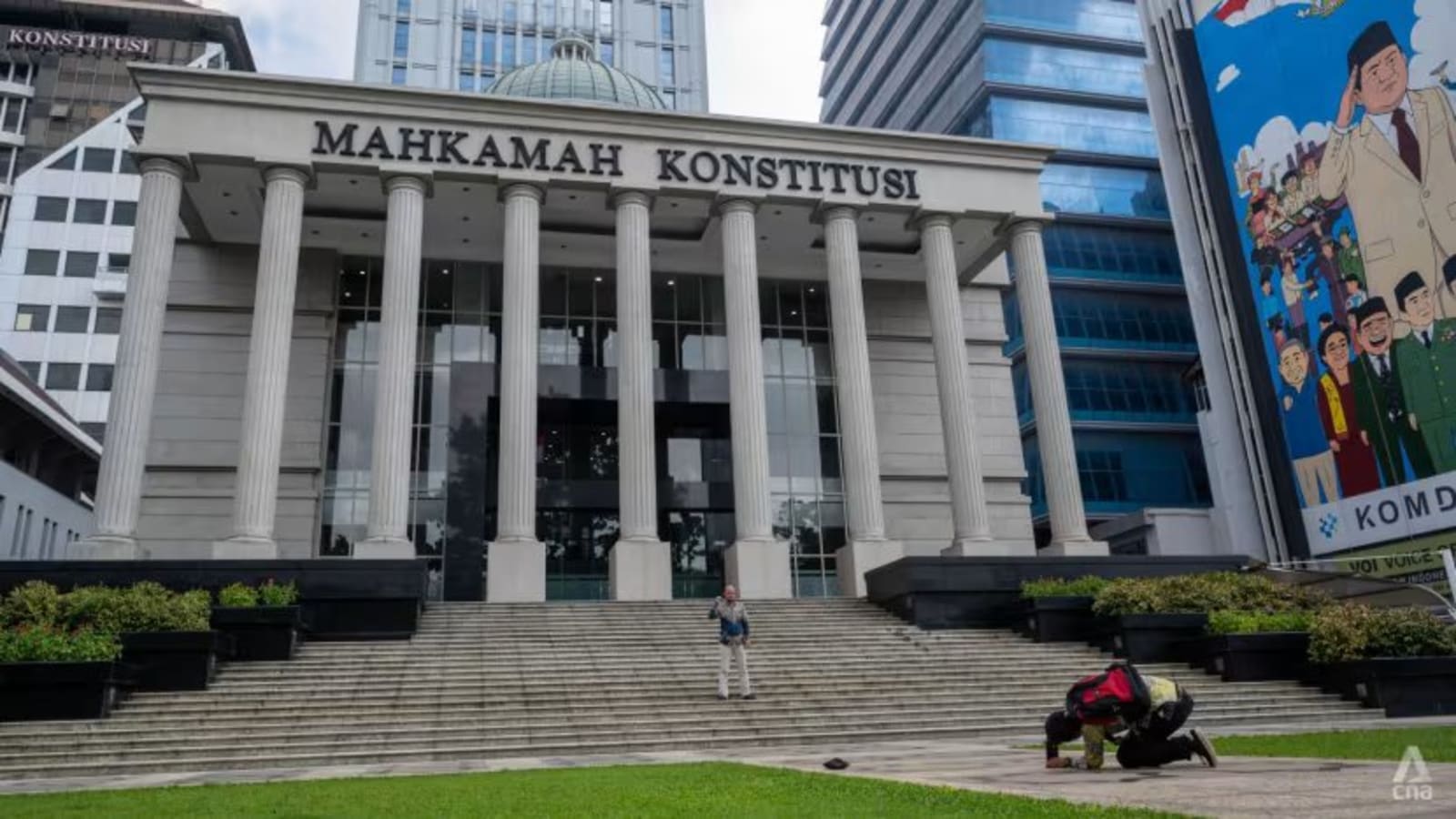 Mahkamah Konstitusi Batalkan Larangan Permanen Mantan Narapidana Untuk Menjadi Calon Legislatif dan Kepala Daerah