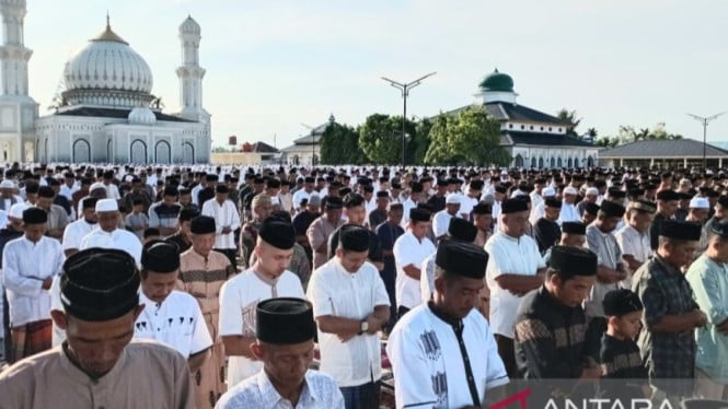 Ribuan Jemaah Tarekat Syattariyah Nagan Raya Rayakan Idul Fitri dengan Khusyuk dan Penuh Makna