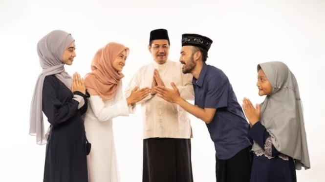 Kesalahpahaman Umum: Minal Aidin Wal Faizin Tidak Sama dengan Mohon Maaf Lahir Batin
