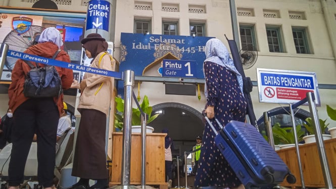 Rekor Baru Mudik Lebaran 2026: 10 Juta Penumpang Menjejak Jalanan Indonesia, Kemenhub Catat Lonjakan Signifikan