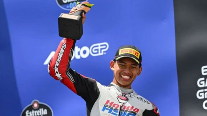 Prestasi Gemilang Veda Ega Pratama: Pembalap Muda Indonesia Raih Posisi Podium di Grand Prix Brasil Moto3