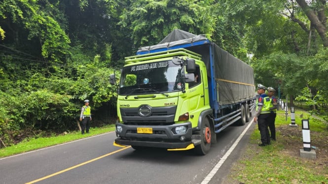 Menteri Perhubungan Tegaskan Pentaatan Regulasi Logistik untuk Lancarnya Arus Mudik Lebaran