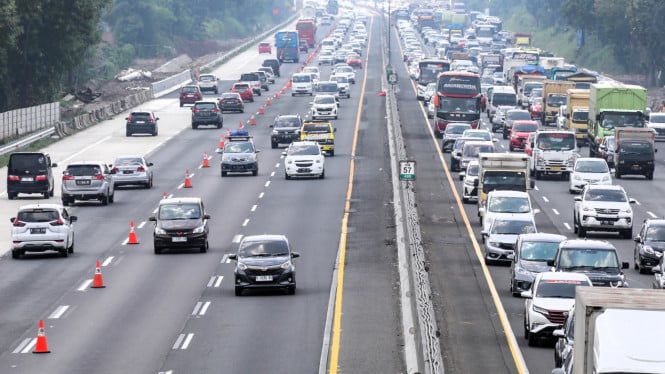 Pengemudi Wajib Tahu: Larangan Kritis saat One Way dan Contraflow Diberlakukan di Jalan Raya