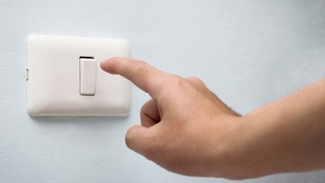Menghadapi Kelangkaan Energi: Strategi Praktis Penghematan Listrik untuk Rumah Tangga Indonesia