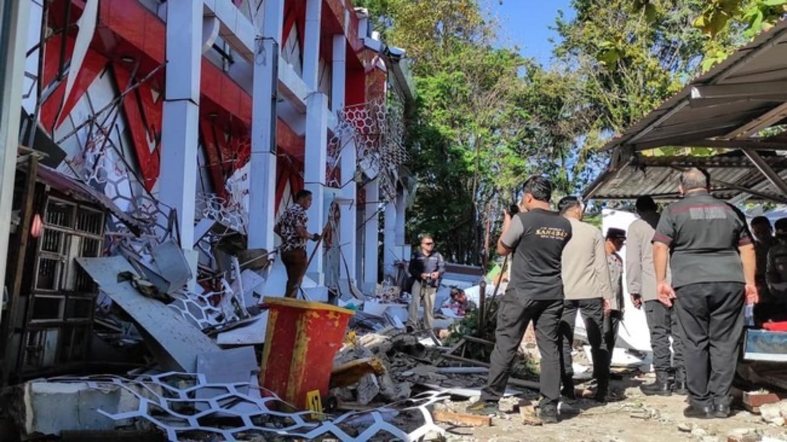 Gempa Dahsyat 7,6 SR Guncang Bitung, Badan Penanggulangan Bencana Imbau Masyarakat Menjauh dari Pantai