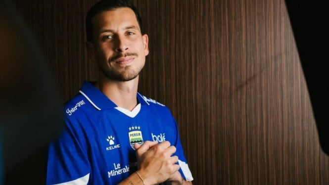 Thom Haye: Kepemimpinan Klasemen Persib Bukan Beban, Melainkan Motivasi untuk Terus Berjuang
