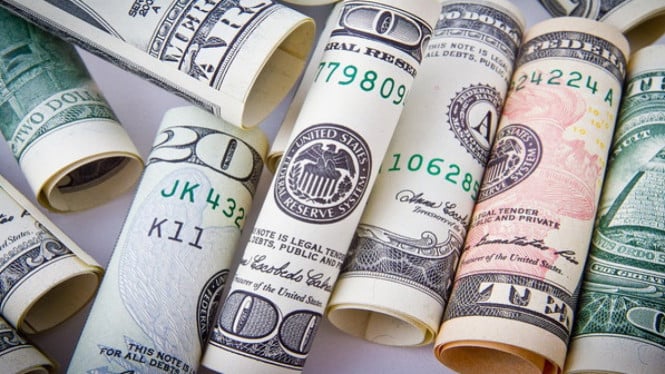 Ketegangan Geopolitik AS-Iran Dorong Investor Cari Pelabuhan Aman, Dolar Melonjak di Pasar Global