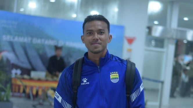 Teja Paku Alam Siap Mental dan Fisik Hadapi Semen Padang, Persib Targetkan Kemenangan di Kandang Lawan