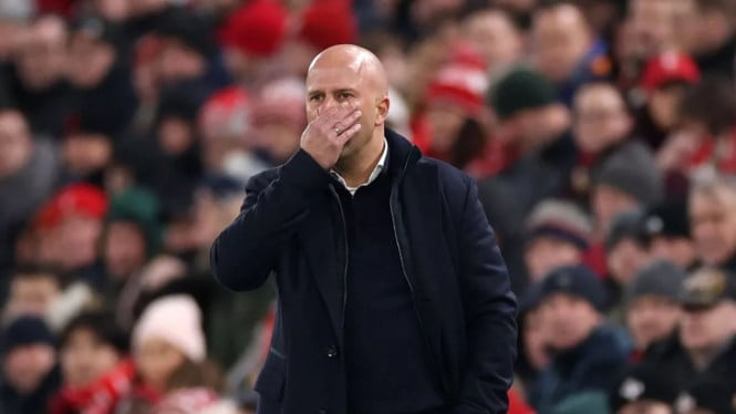 Arne Slot Bersitegang Usai Liverpool Terima Kekalahan Pahit dari Manchester City di Putaran FA Cup