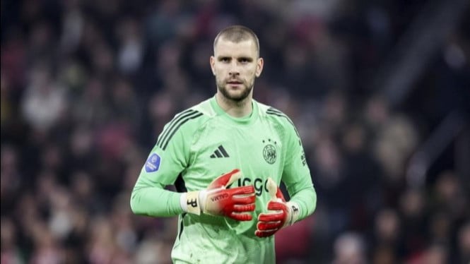 Performa Menurun Drastis Maarten Paes di Ajax Amsterdam, Kebobolan Dua Gol Lawan FC Twente