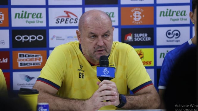 Bojan Hodak Ungkap Persib Alami Momen Kritis Lawan Semen Padang, Meski Raih Kemenangan