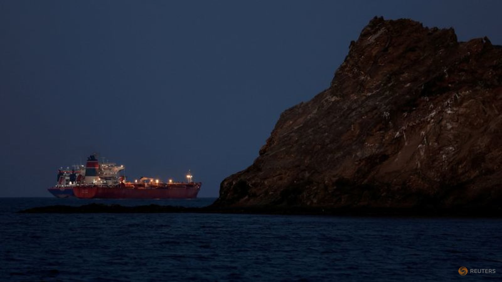 Dilema Strategis ASEAN: Antara Kebutuhan Energi dan Kedaulatan di Selat Hormuz