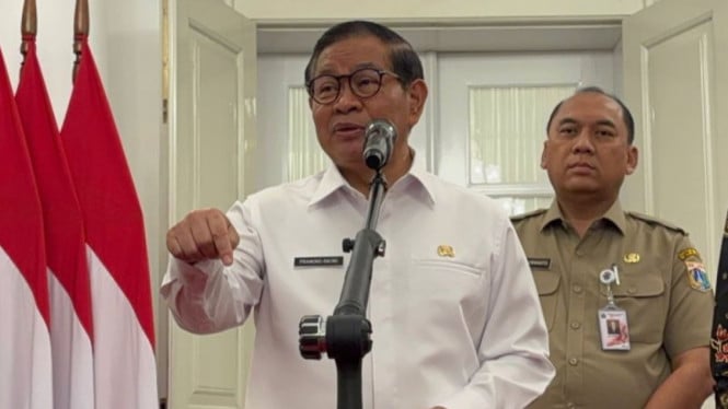 Pramono Lepas Tangan Soal Lonjakan Harga Plastik, Serahkan Tanggung Jawab ke Pusat