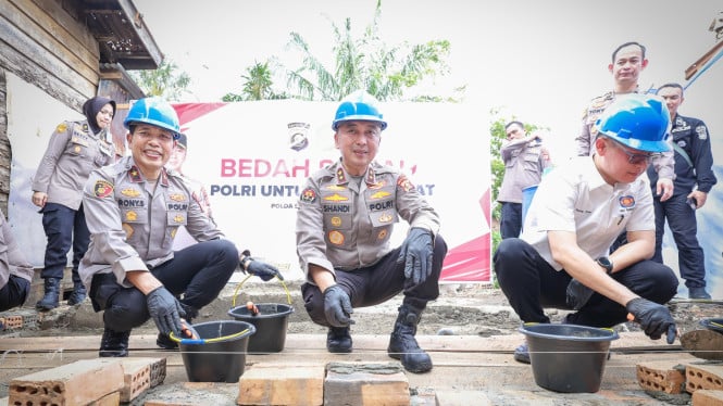Polda Sumsel Gelar Program Bedah Rumah Massal, Wujud Komitmen Kepolisian Untuk Kesejahteraan Rakyat