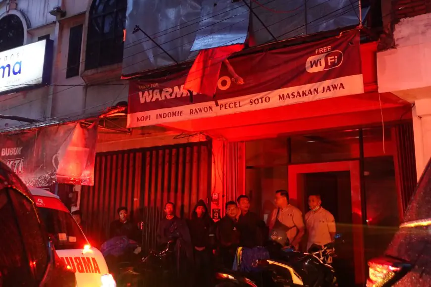 Misteri Kematian Pria di Balkon Ruko Warmindo Malang, Polresta Lakukan Penyelidikan Mendalam