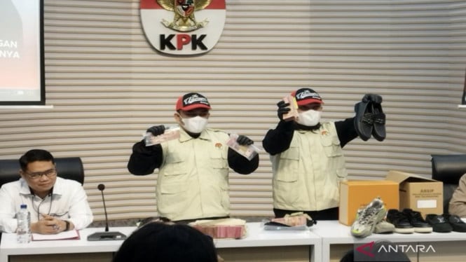 Bupati Tulungagung Ditangkap KPK, Aset Mewah hingga Ratusan Juta Rupiah Disita dalam Operasi Tangkap Tangan