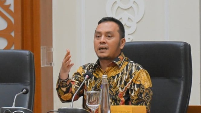 Willy Aditya Sindir Kemungkinan Merger NasDem-Gerindra dalam Diskusi Parlemen