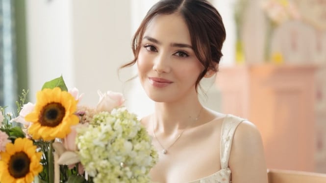 Syifa Hadju Gelar Bridal Lunch Mewah, Persembahan Hadiah Bridesmaid Mencerminkan Kemewahan dan Apresiasi