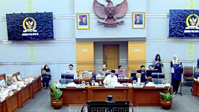 Menteri Haji Setujui Penghentian Diskusi War Tiket Umrah di Ruang Legislatif untuk Fokus Internal