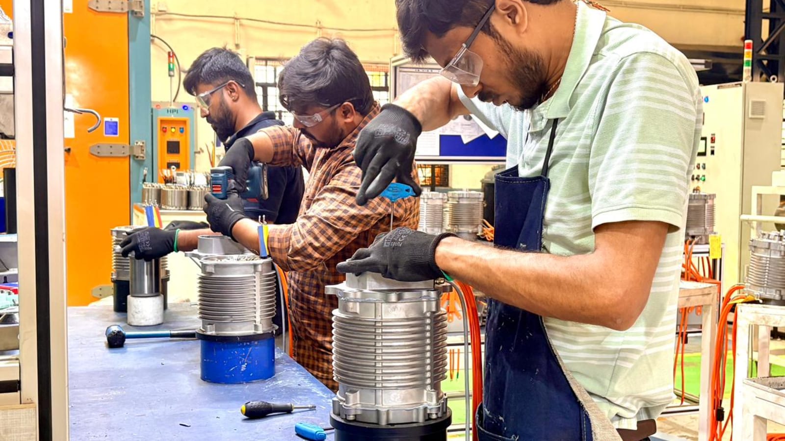 India Jadi Pemain Kunci Revolusi Motor Listrik Tanpa Logam Tanah Jarang di Asia