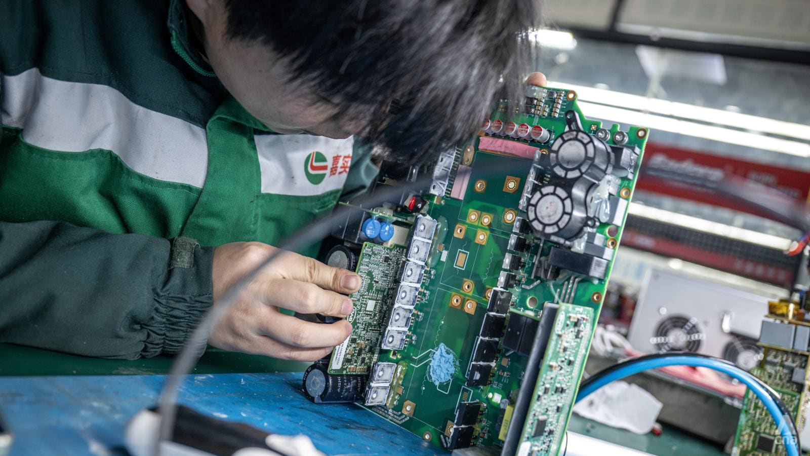 Infrastruktur Servis Kendaraan Listrik di China: Tantangan Tersembunyi di Balik Ledakan Industri EV