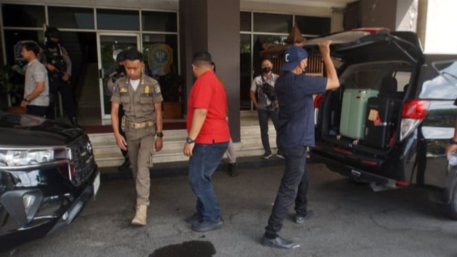 Operasi Tangkap Tangan KPK di Tulungagung: Sita Uang Tunai Rp95 Juta dari Kantor Setda dalam Penyidikan Pemerasan