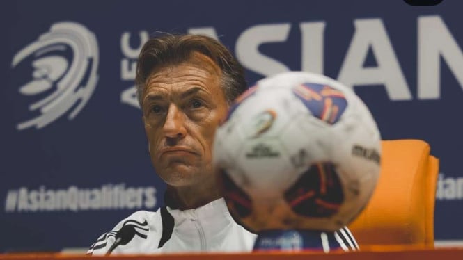Herve Renard Diberhentikan Arab Saudi: Pelatih yang Menghancurkan Mimpi Timnas Indonesia Terima Nasib Serupa