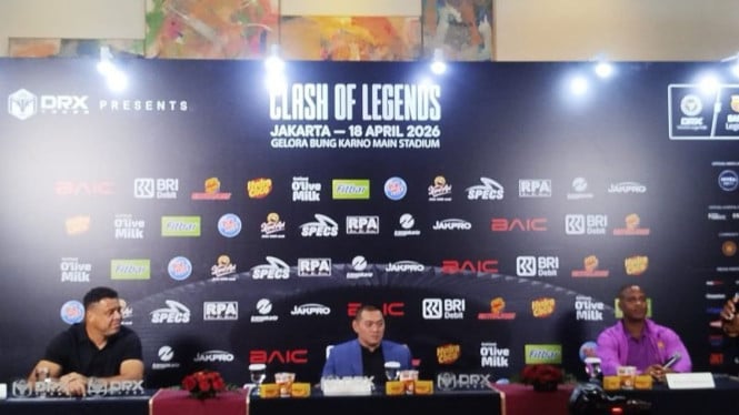 Patrick Kluivert Mengecewa, Legenda Barcelona Tak Bisa Tampil di Clash of Legends Indonesia