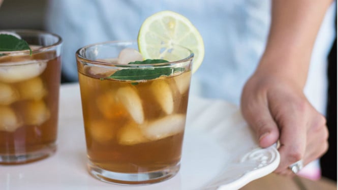 Sistem Label Nilai Gula pada Minuman Manis Resmi Diterapkan, Publik Apresiasi Langkah Transparansi Industri Minuman
