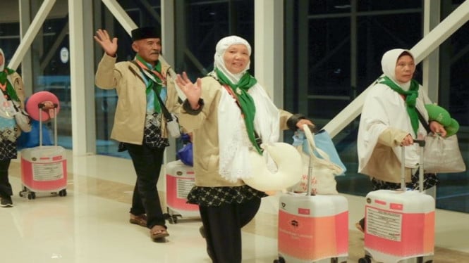 Gelombang Pertama Jamaah Haji NTB Tiba Selamat di Madinah, Dimulai Ihram Menuju Tanah Suci