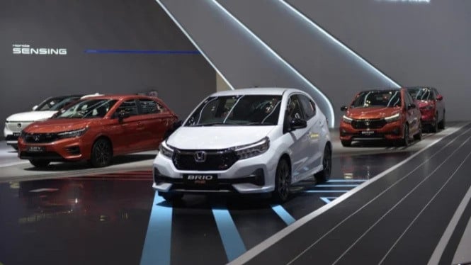 Dinamika Pasar Otomotif Indonesia: Dari Anomali Penjualan Brio RS hingga Strategi Penetrasi Harga Jetour dan Motor Irit Suzuki