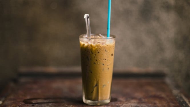 Krisis Global Merambah Meja Kopi: Konsumen Indonesia Terbeban Naiknya Harga Minuman Pokok