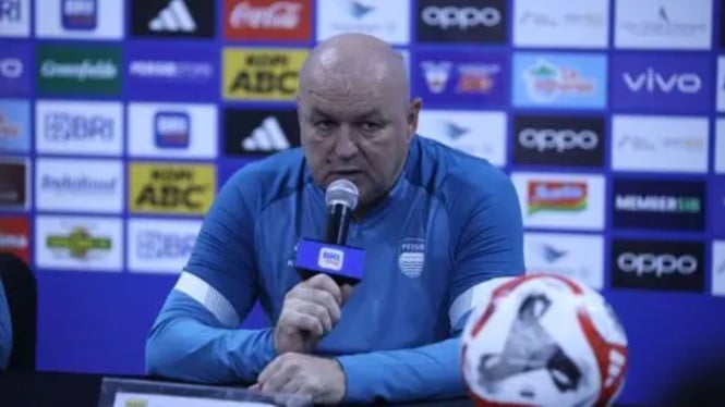 Hodak Soroti Kesalahan Individu sebagai Pemicu Kegagalan Persib Kontra Arema di Super League