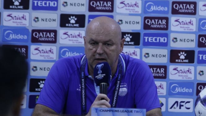 Bojan Hodak Analisis Ketangguhan Arema, Persib Gagal Manfaatkan Momentum Positif